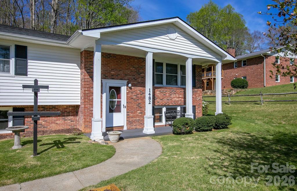 1482 Island Ford Road