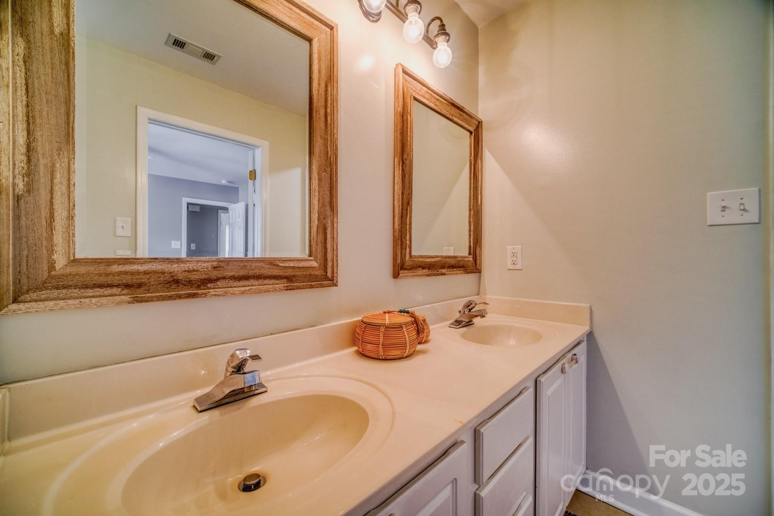 Lineberger Place - Residential