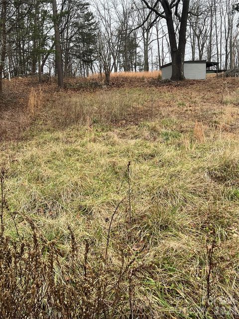 322 Pinnacle Church Road Nebo NC 28761