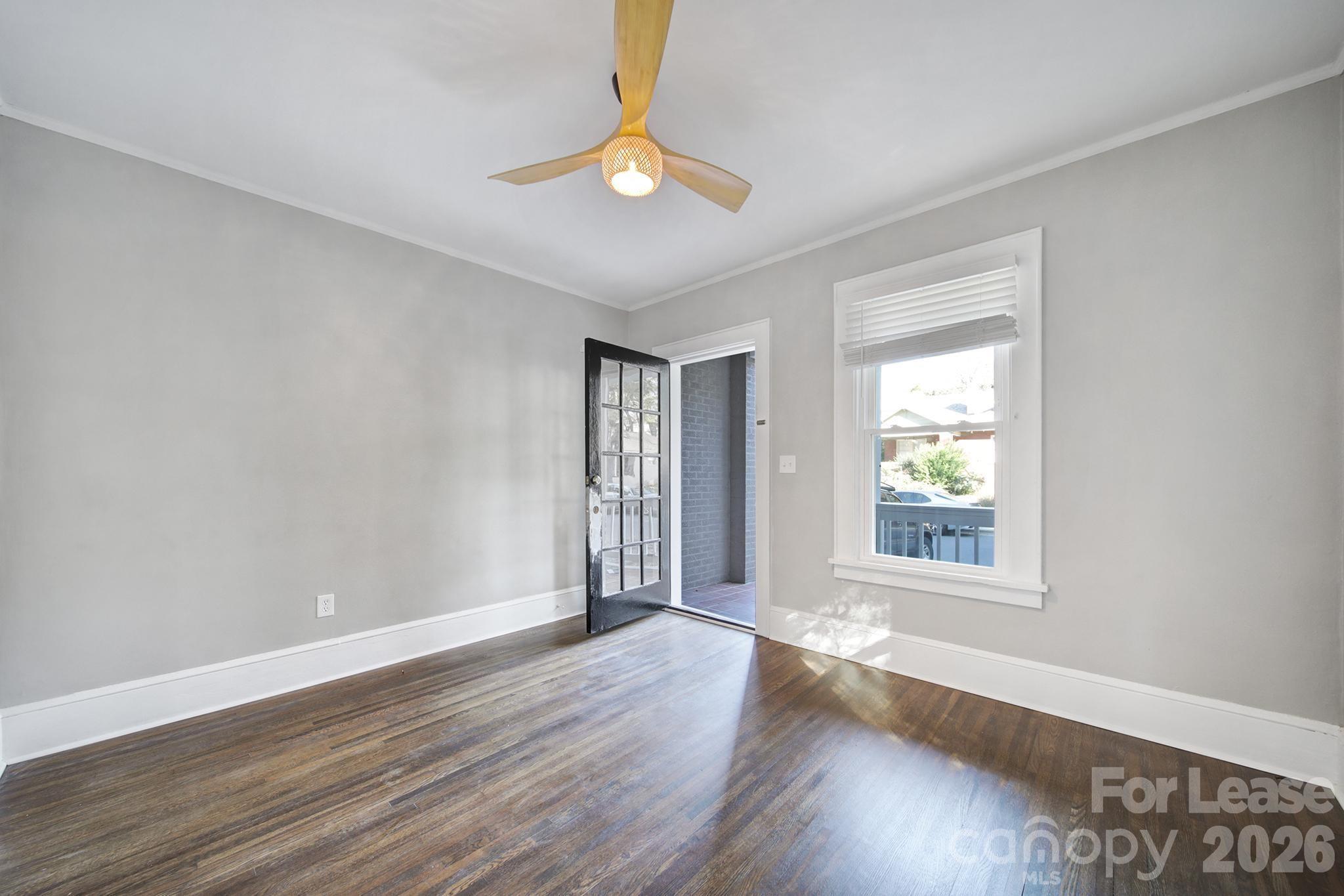 1512 Sunnyside Avenue 1