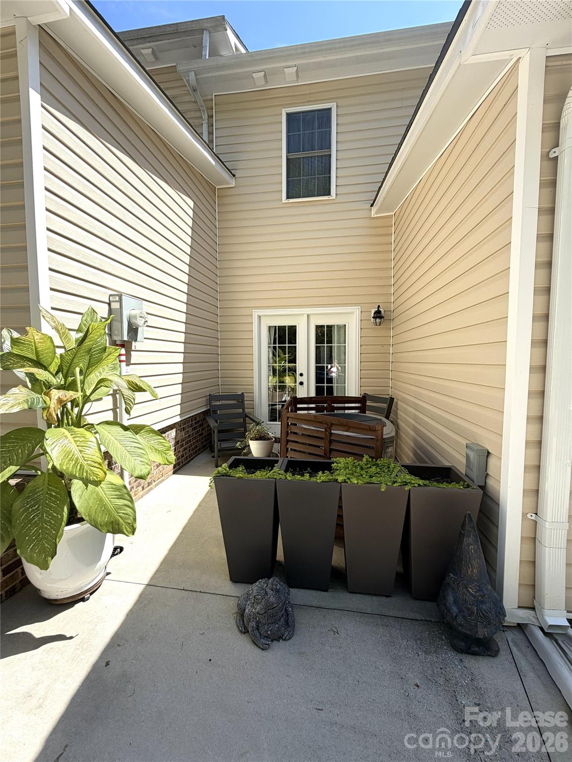 Thornbury Village - Residential Lease