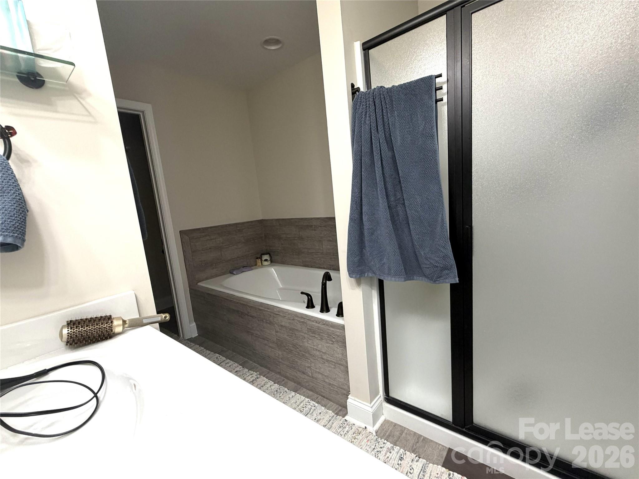 Thornbury Village - Residential Lease