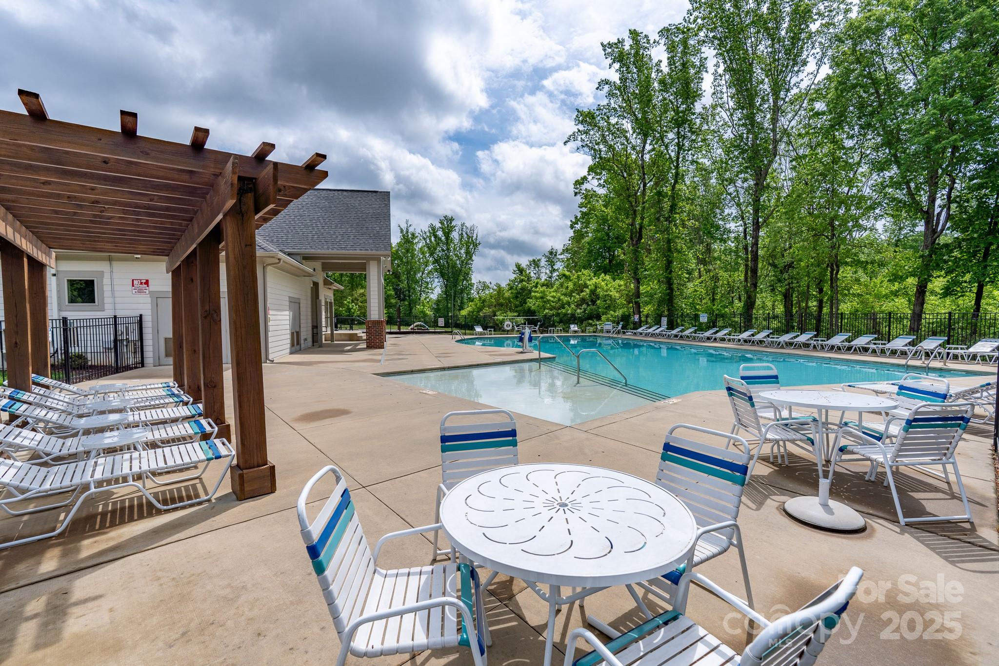 Mirabella - Residential