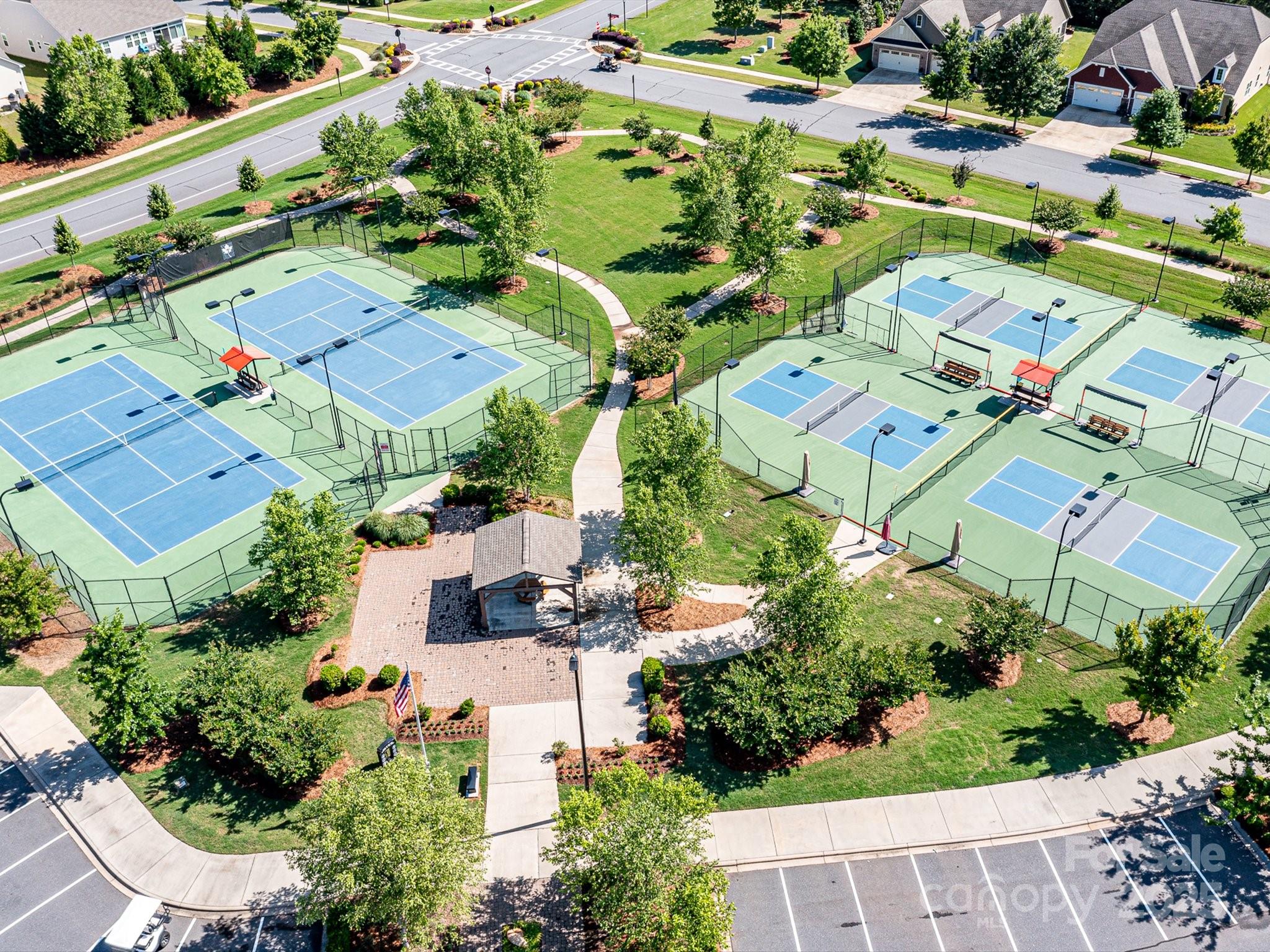 Tree Tops - Residential
