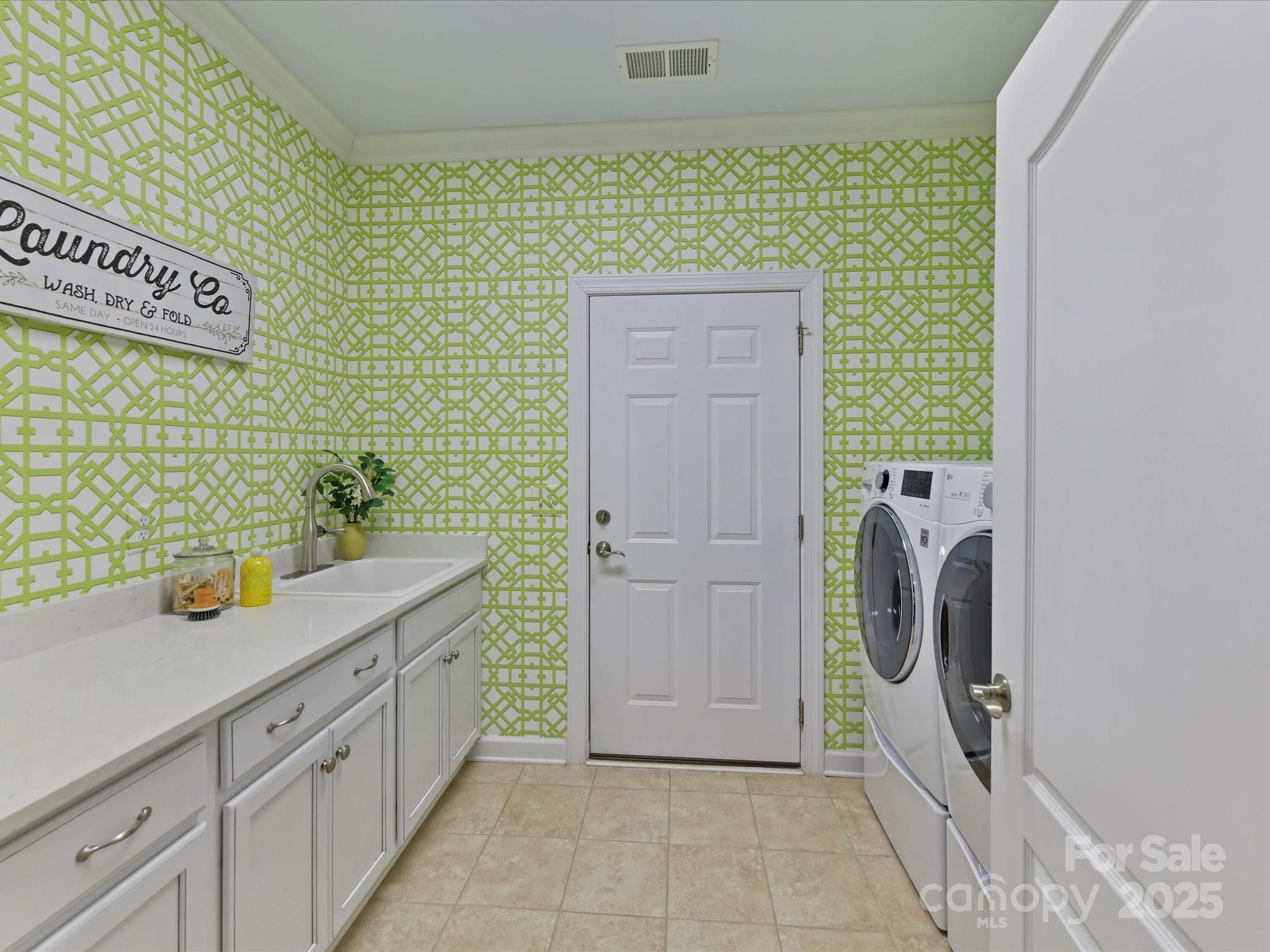 Tree Tops - Residential