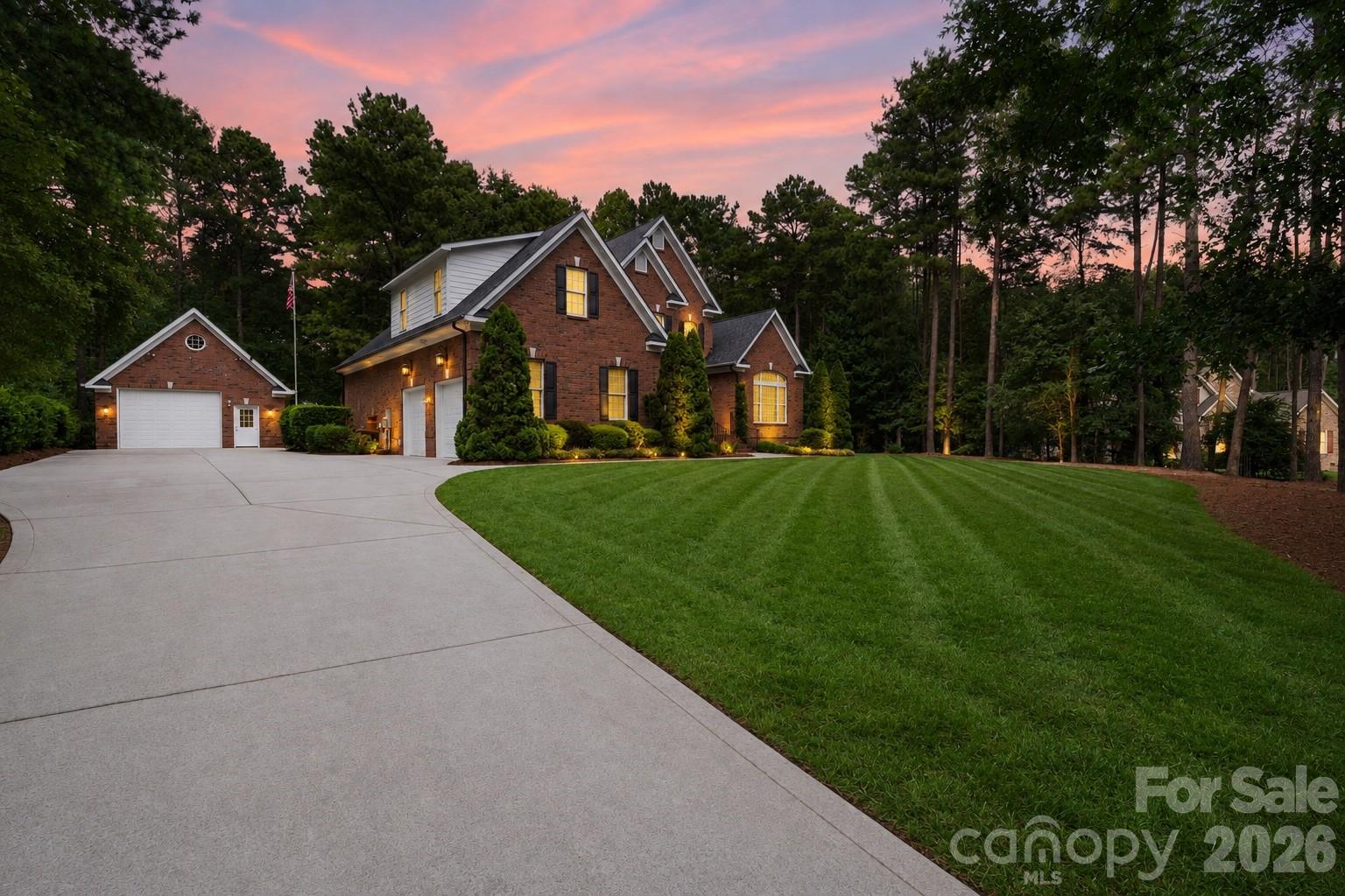 7282 James Court