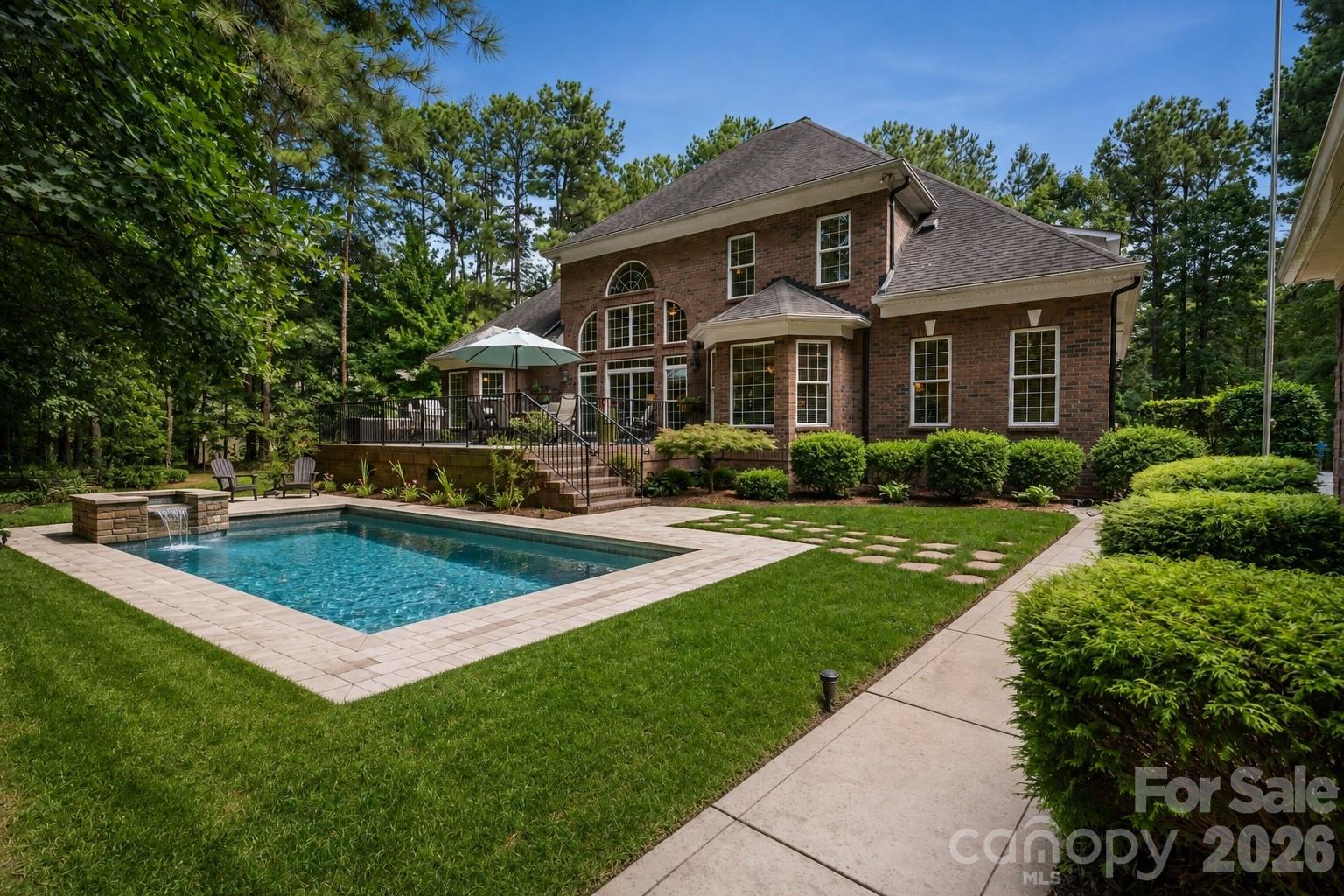 7282 James Court