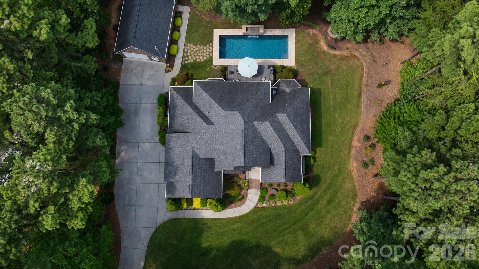 7282 James Court