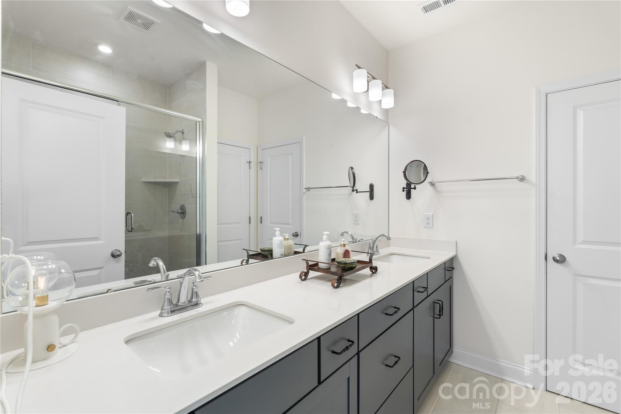 The Towns at Greenway - Residential