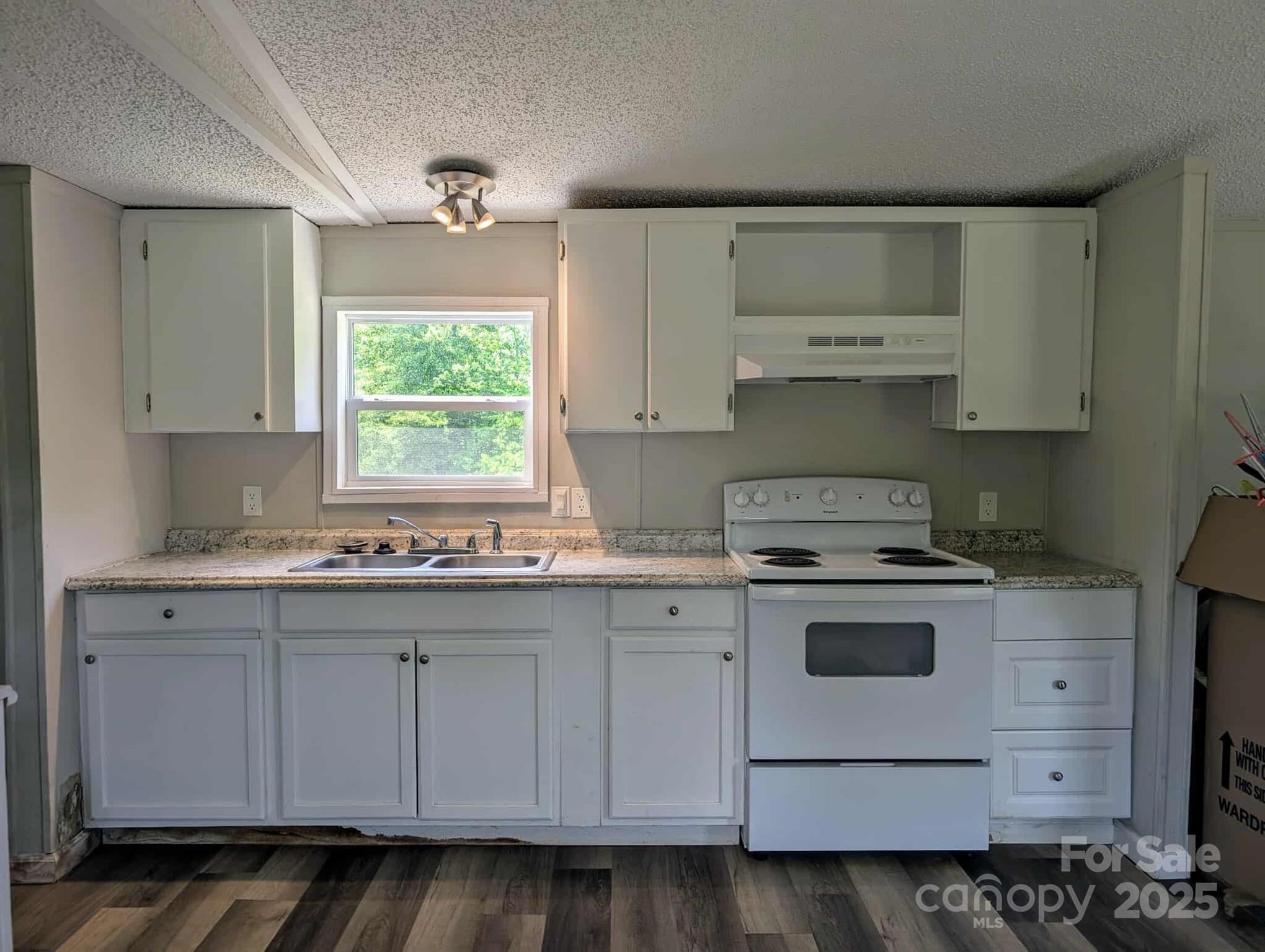 874 Old Home Place Way