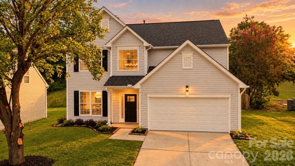 232 WRAYHILL DR, CHARLOTTE, NC 28262 - Image bef82bb960201a1ae7b7d9d98acb0309/1007900665