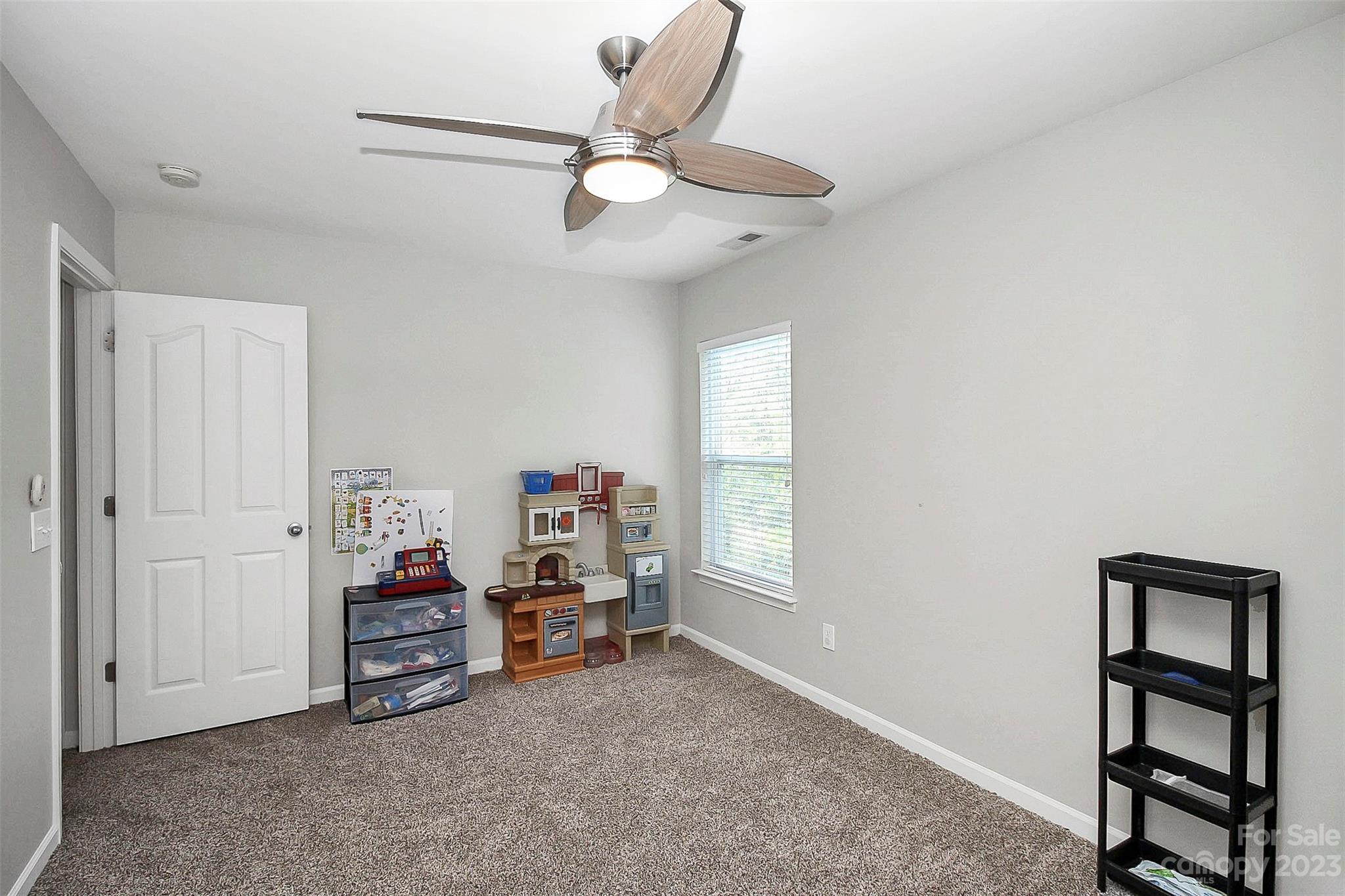 Sandy Pointe - Residential