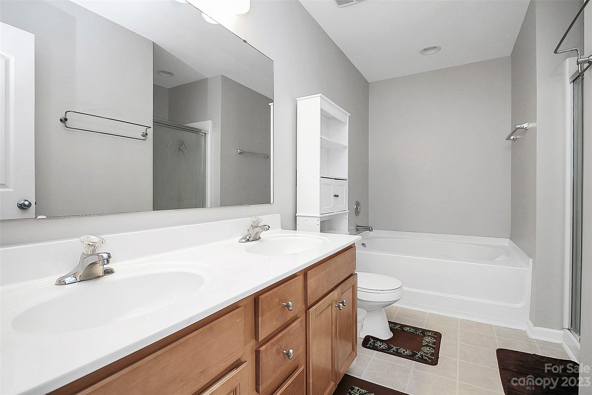 Sandy Pointe - Residential