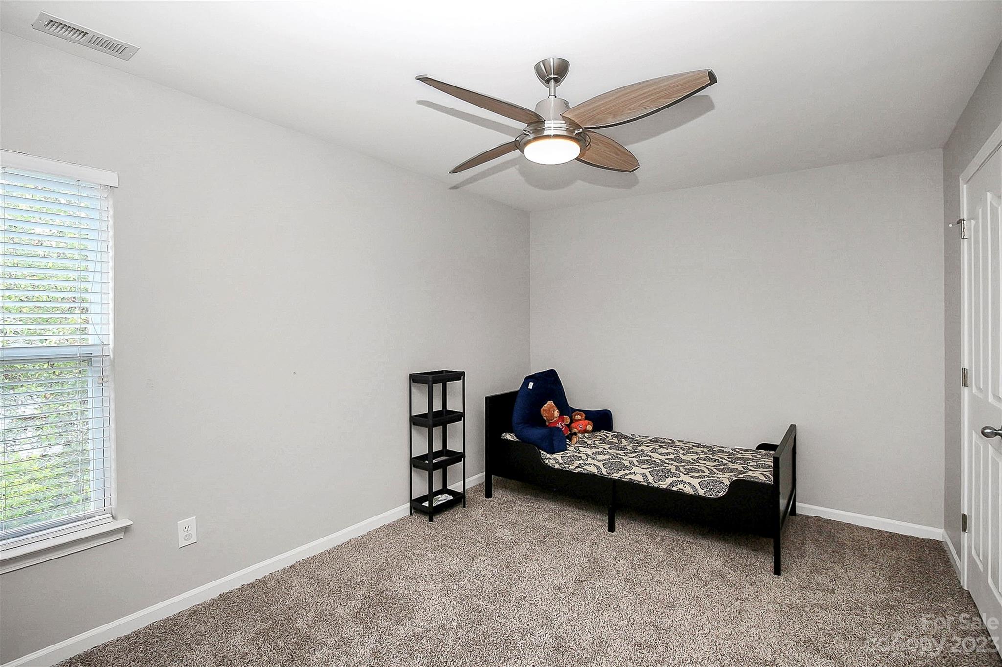 Sandy Pointe - Residential