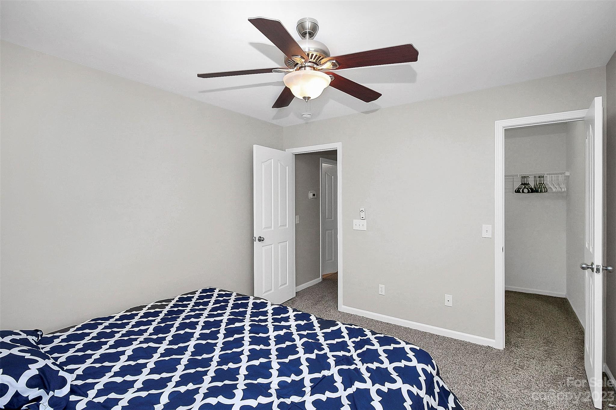 Sandy Pointe - Residential