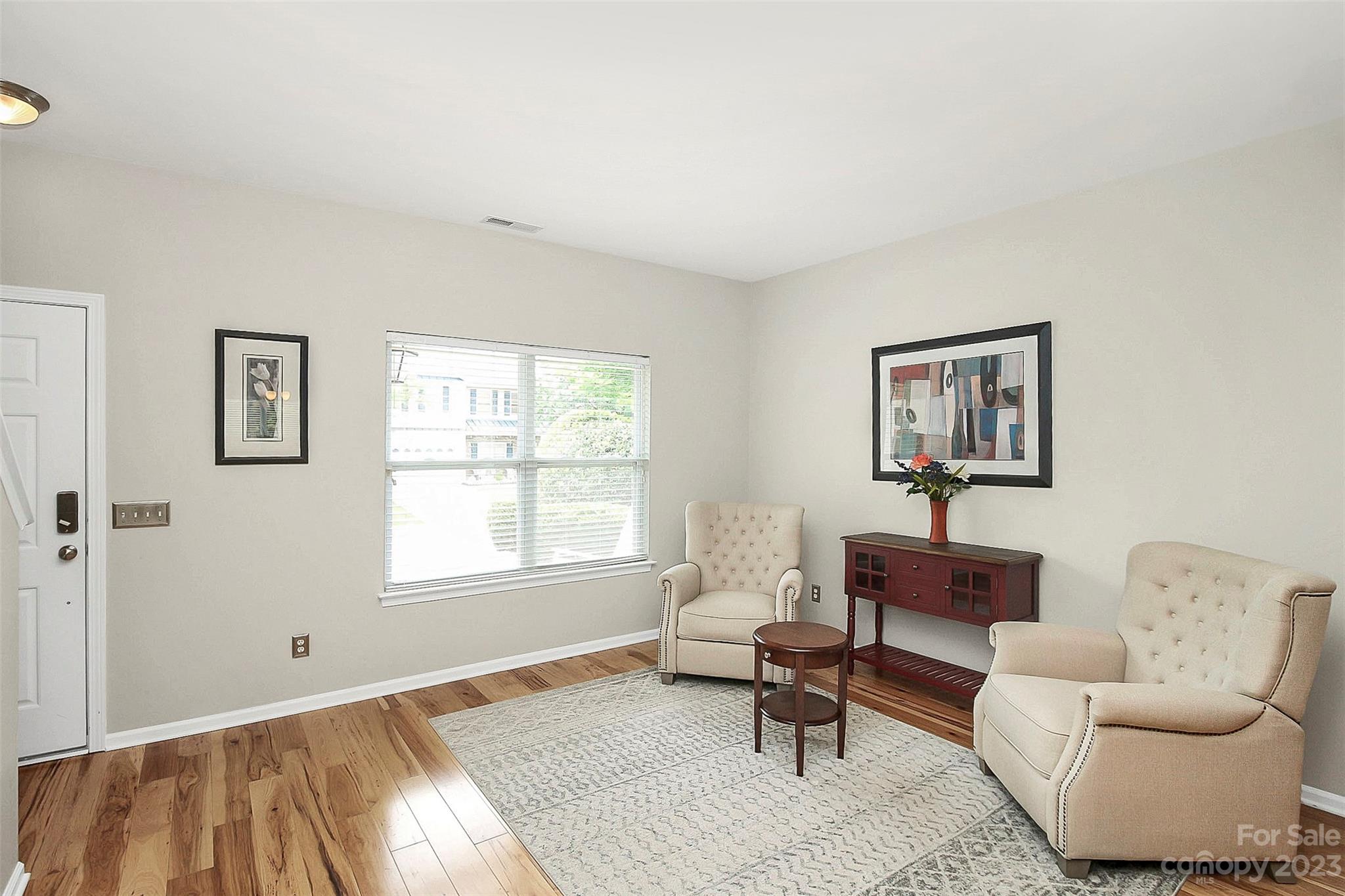 Sandy Pointe - Residential