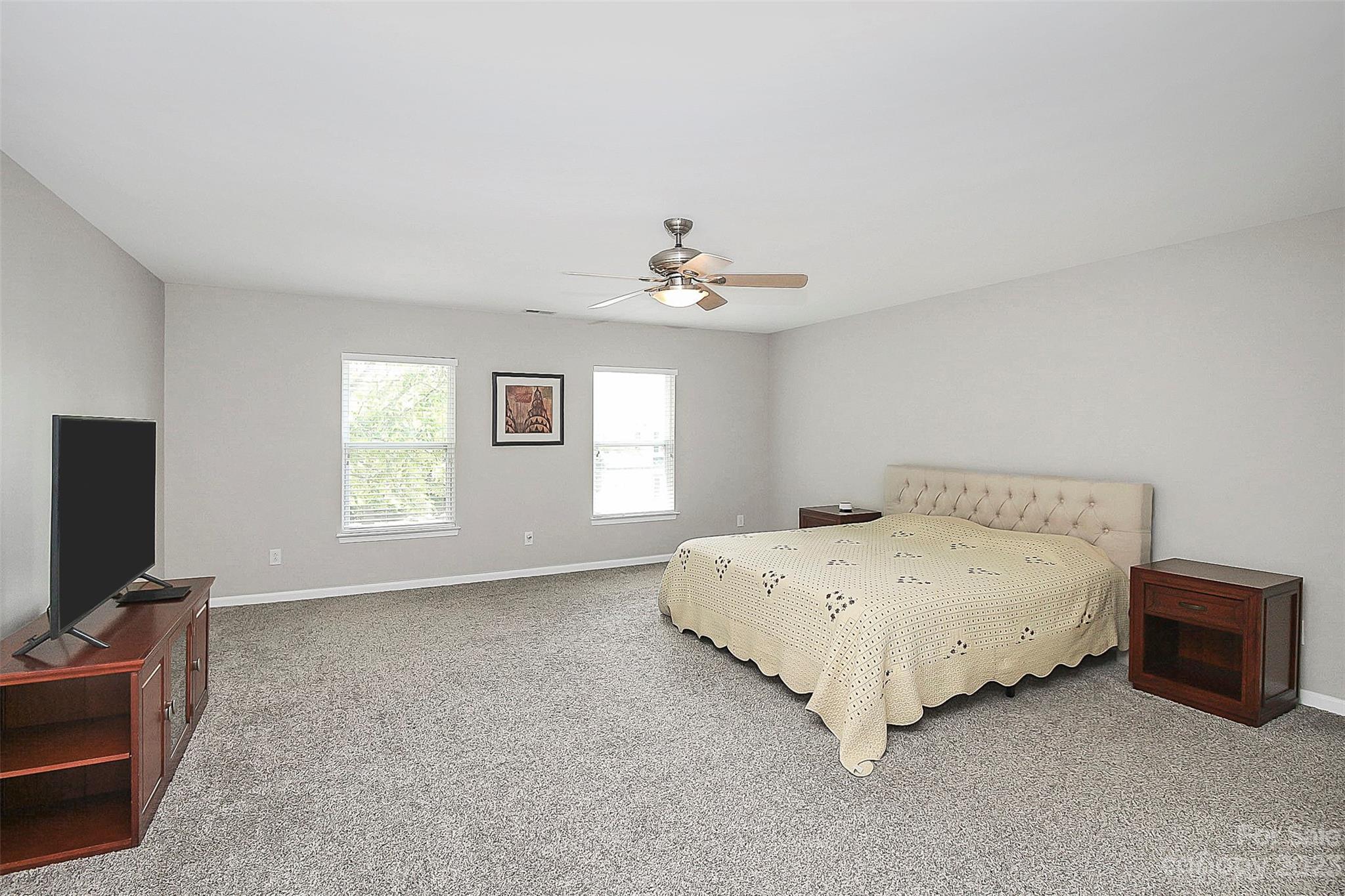 Sandy Pointe - Residential