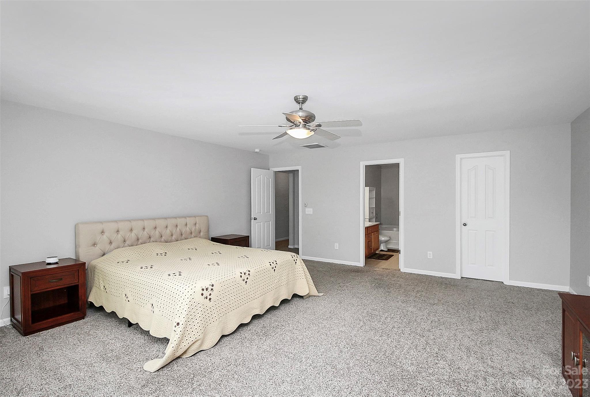 Sandy Pointe - Residential