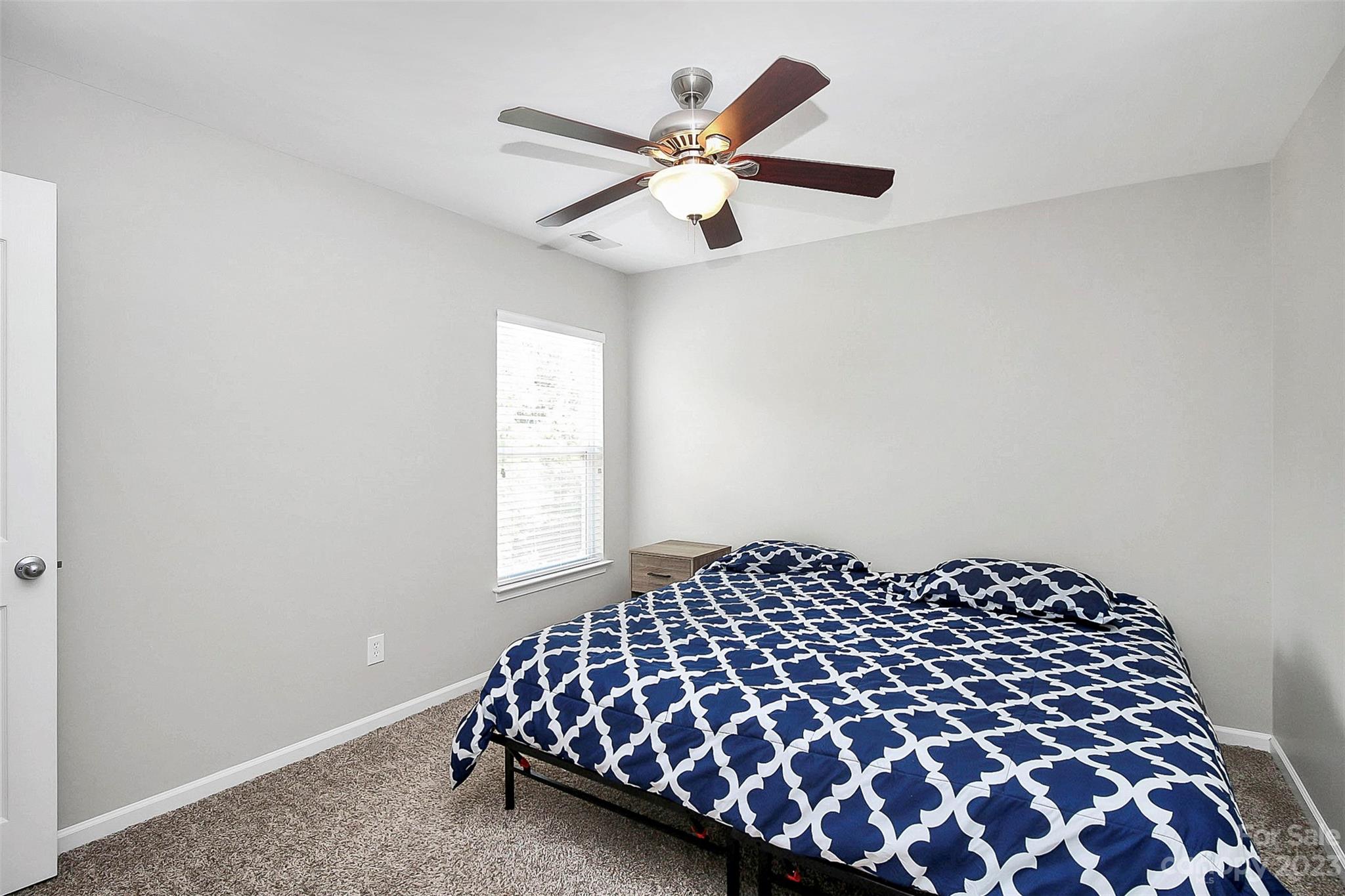 Sandy Pointe - Residential