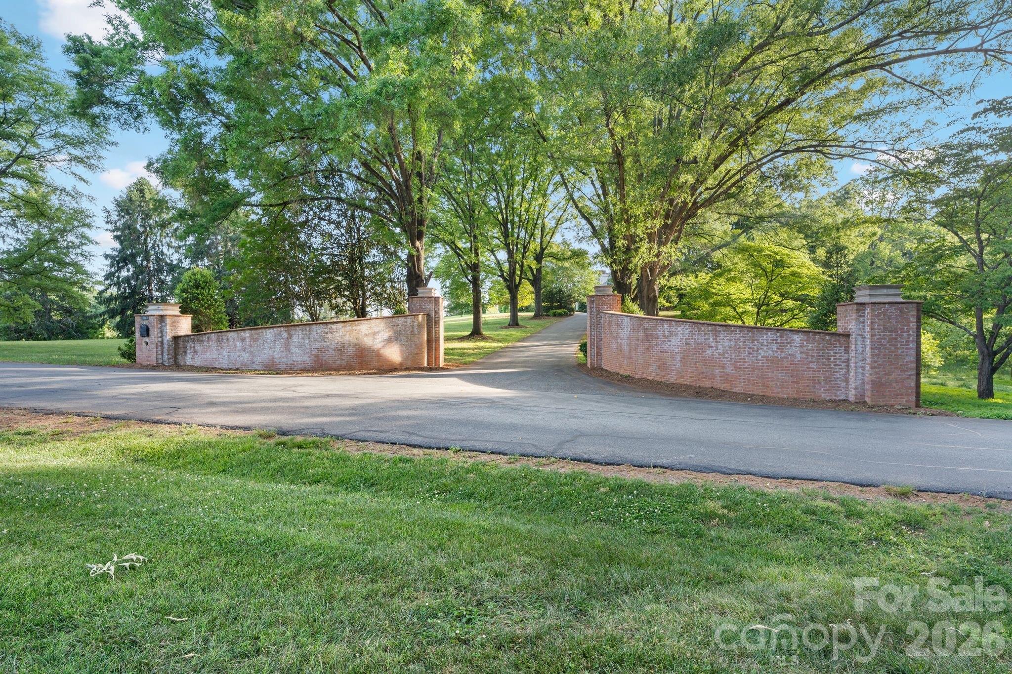 The Knolls - Residential