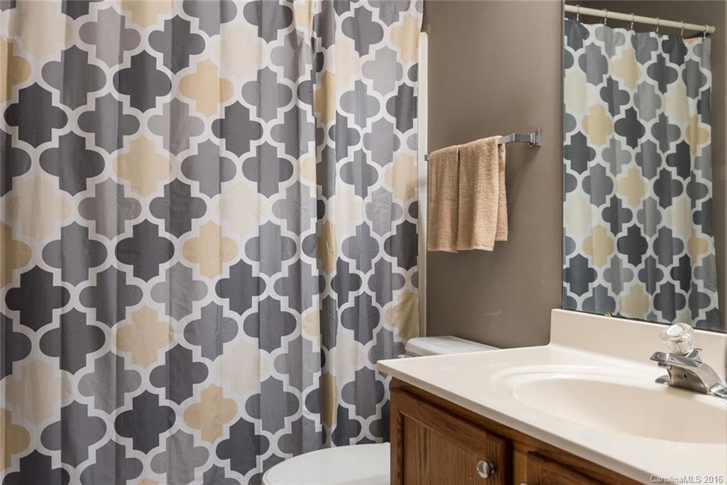 Hubbard Woods - Residential