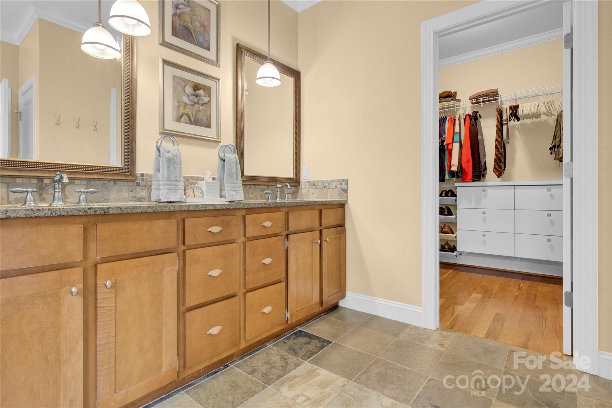 Woodland Hills - Residential