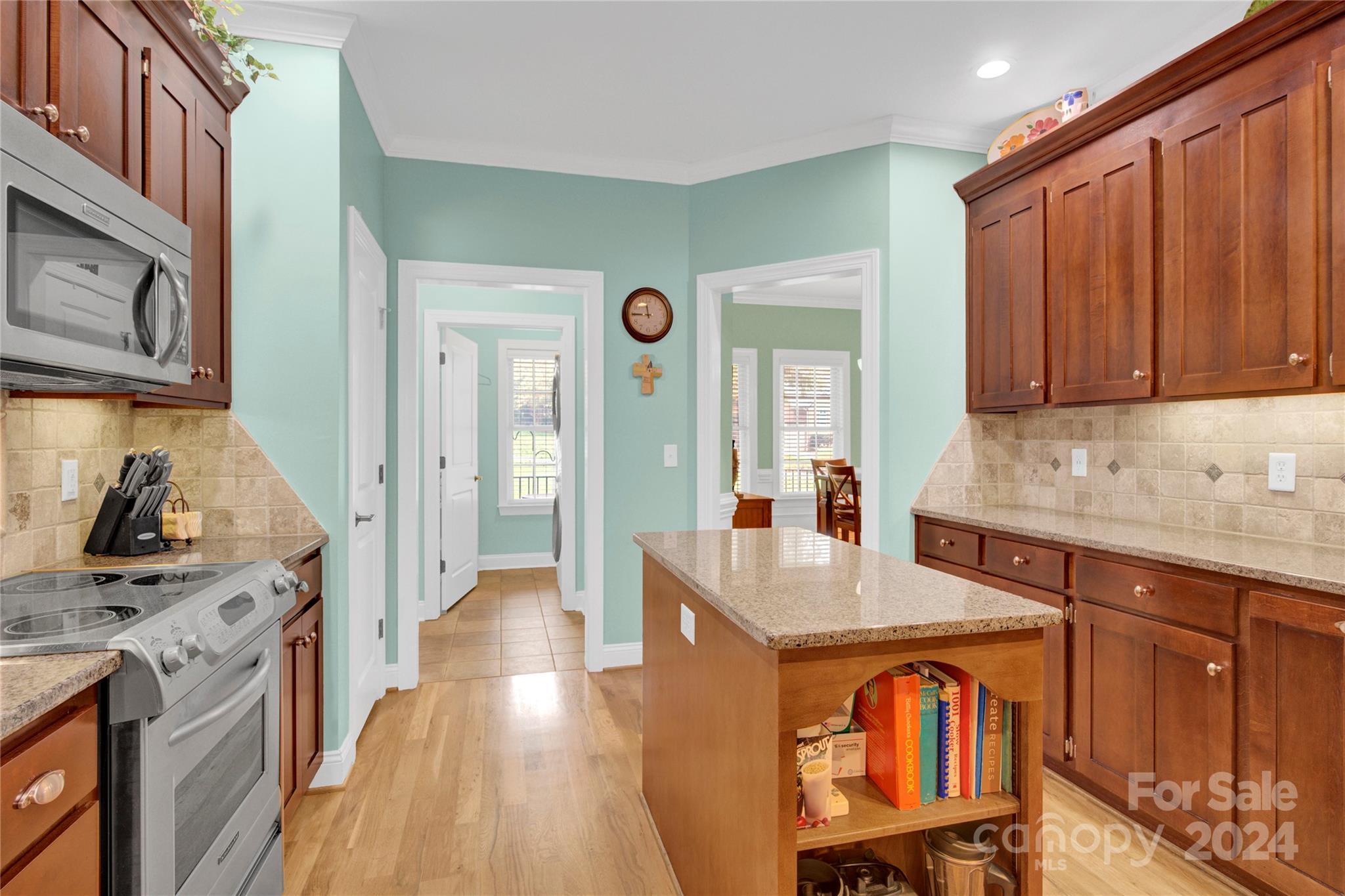 Woodland Hills - Residential