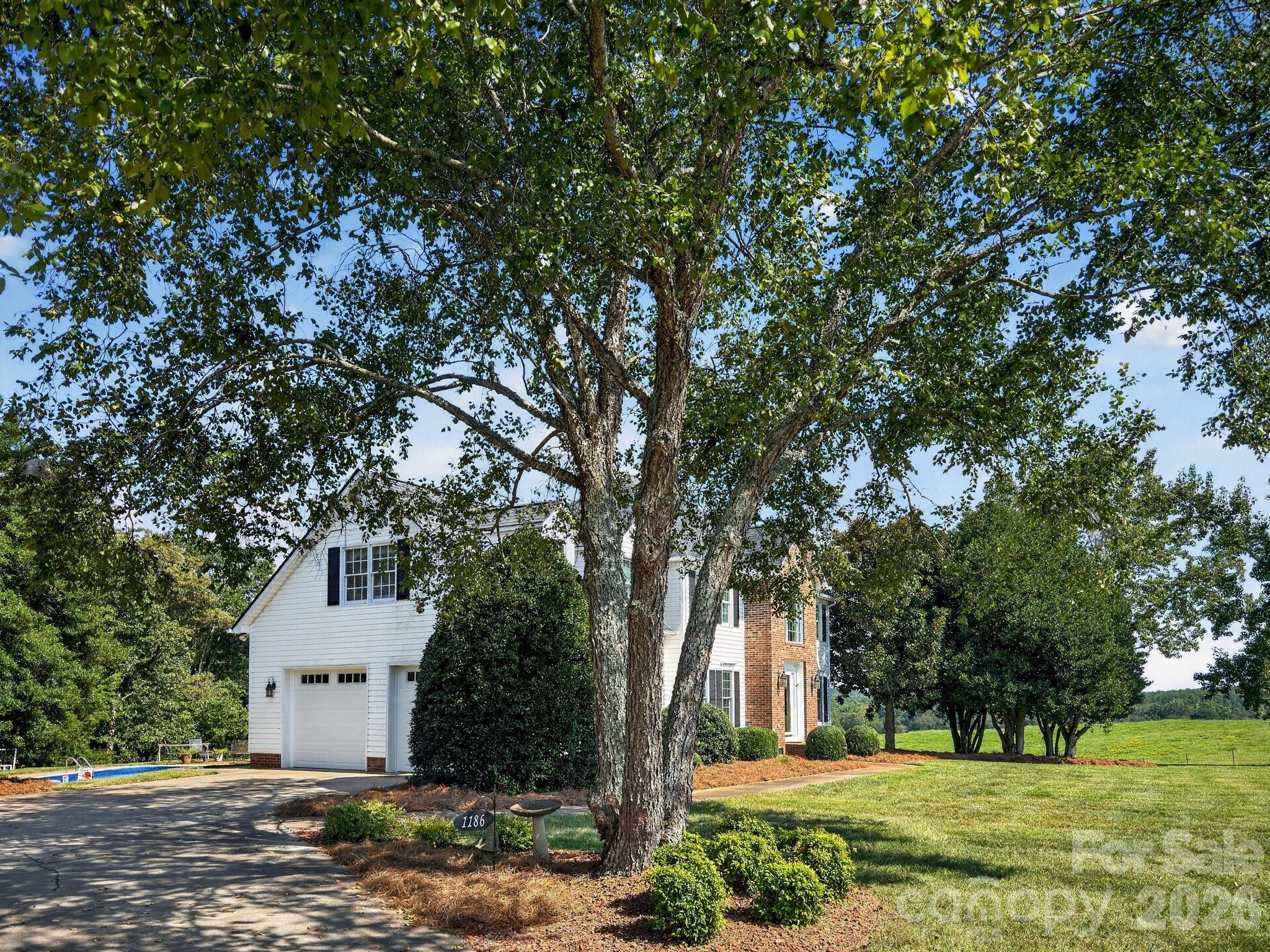 1186 Morningstar Lake Road