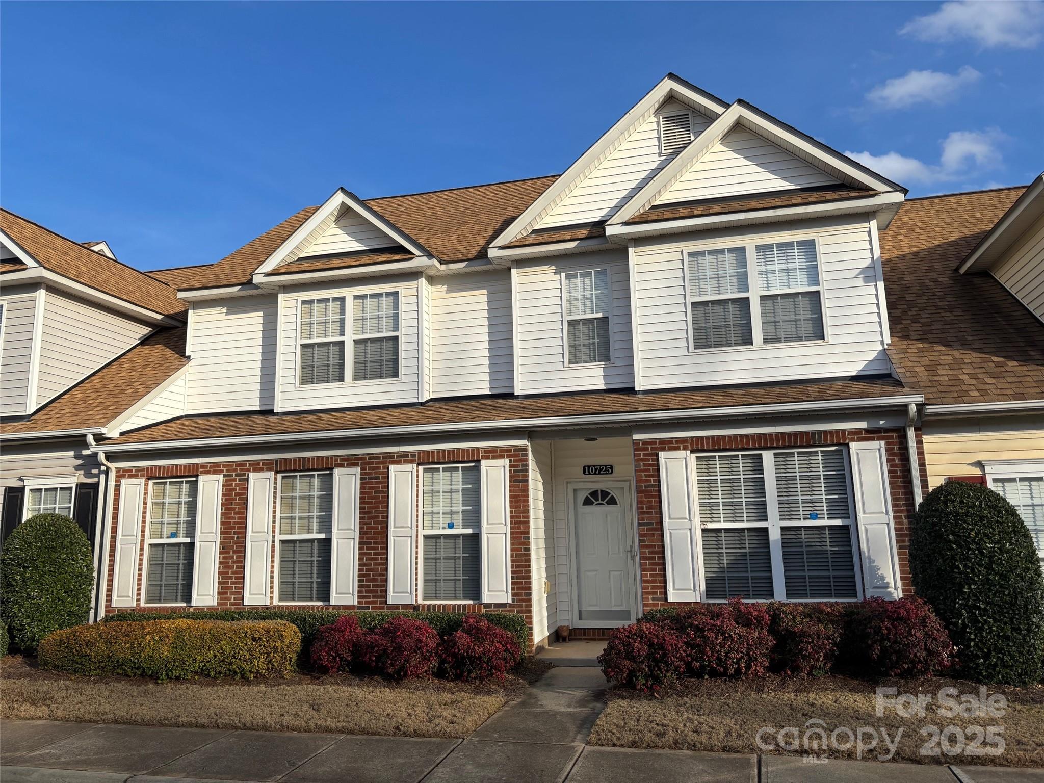 10725 Yellow Tail Court