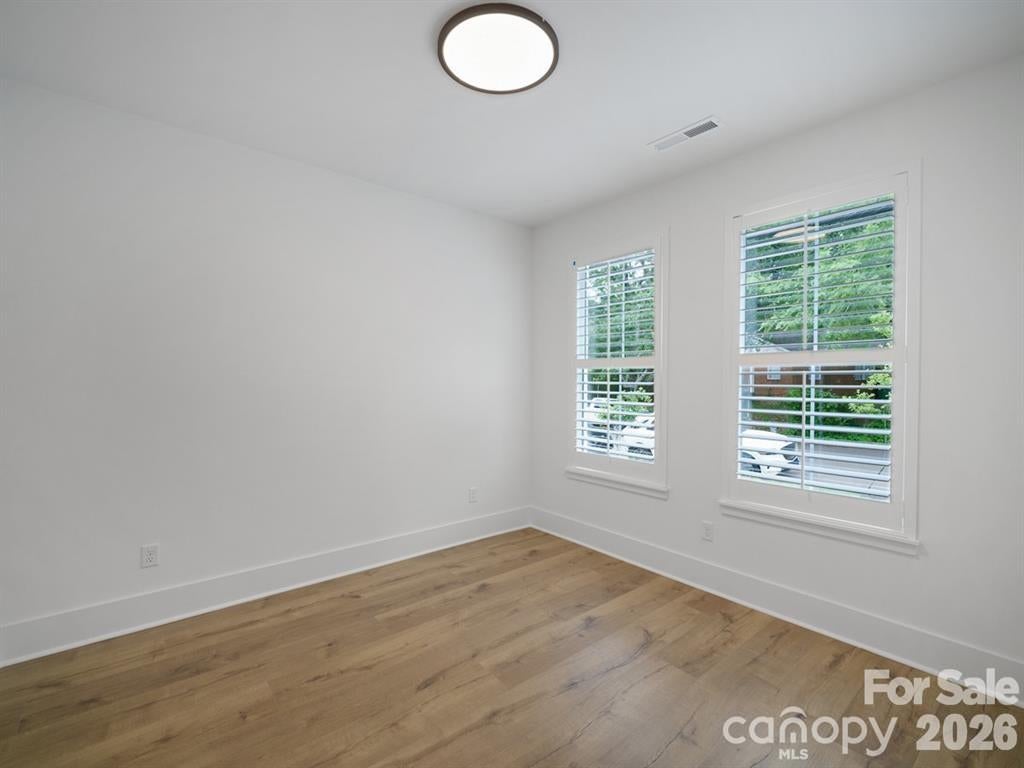 2516 Park Rose Lane 15
