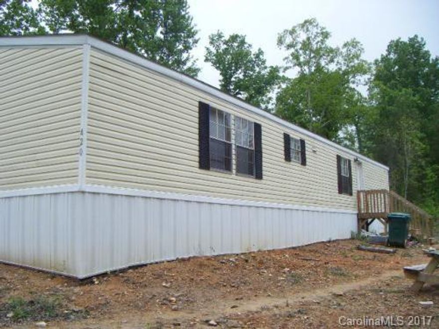 2004 Clayton Home with 2 Bedroom 2 Bath Single Wide Eat in Kitchen, Living Room, Master Bath has Garden Tub and Separate Shower Central Heat and Air on 1 Acre.Financing Available