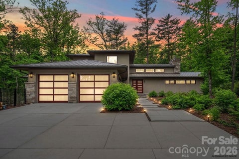 Photo of 27 Hawberry Court, Asheville, NC 28805 (MLS # 4418649)
