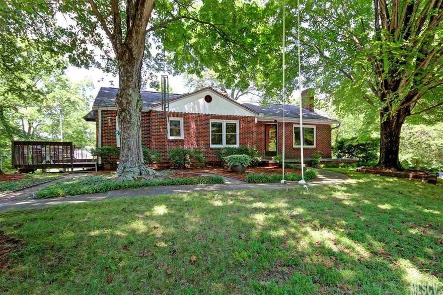 Move-In Ready full brick ranch home w/ full basement located in an established neighborhood and convenient location. This home offers 3 bedrooms, 3 full baths (downstairs bath is handicap accessible), spacious living room w/ fireplace, hardwood floors, kitchen w/ island bar, stainless steel appliances, solid surface counter tops and tile back splash & floors. The basement is heated/cooled and full of possibilities.  Must see!