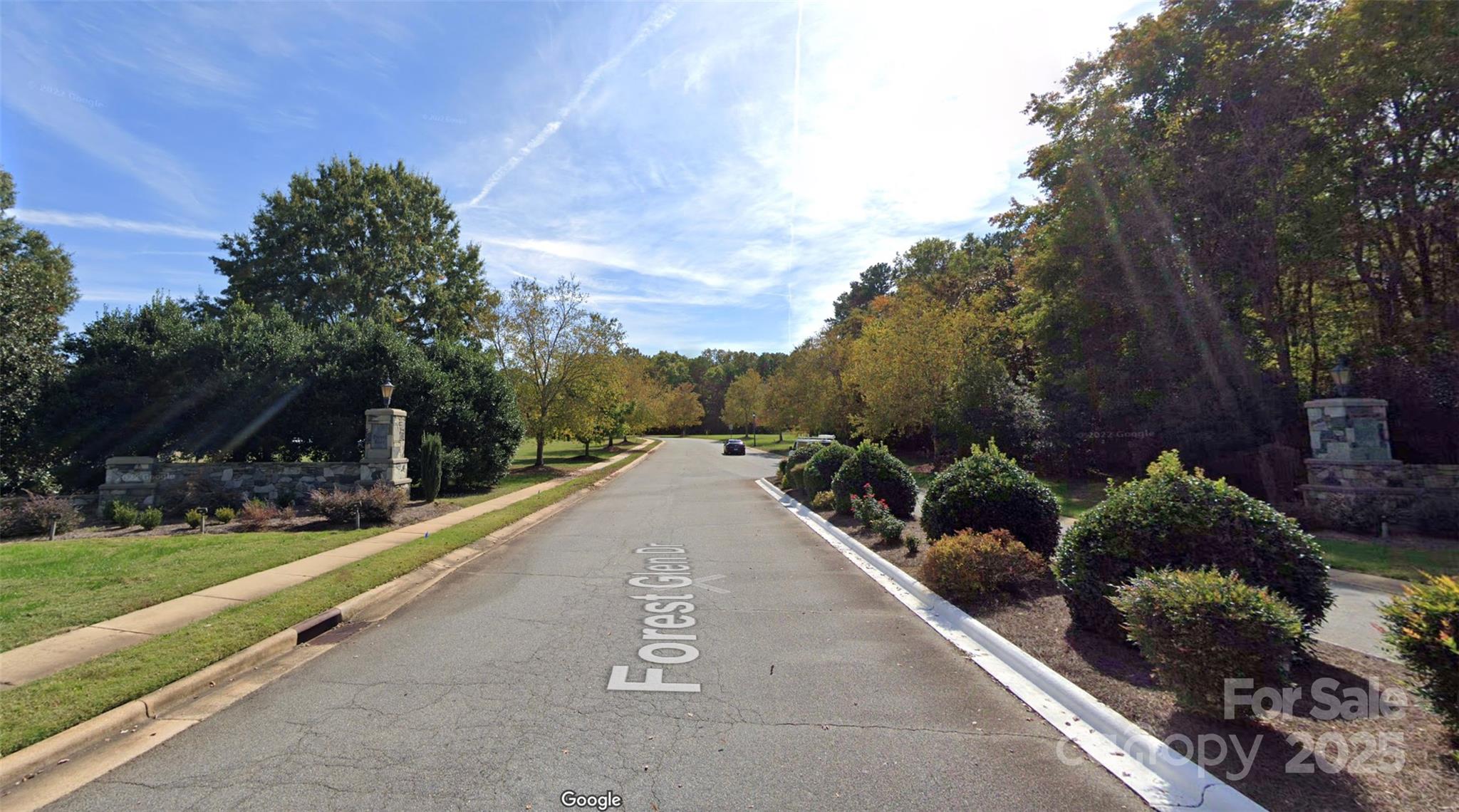 301 E Glenview Drive