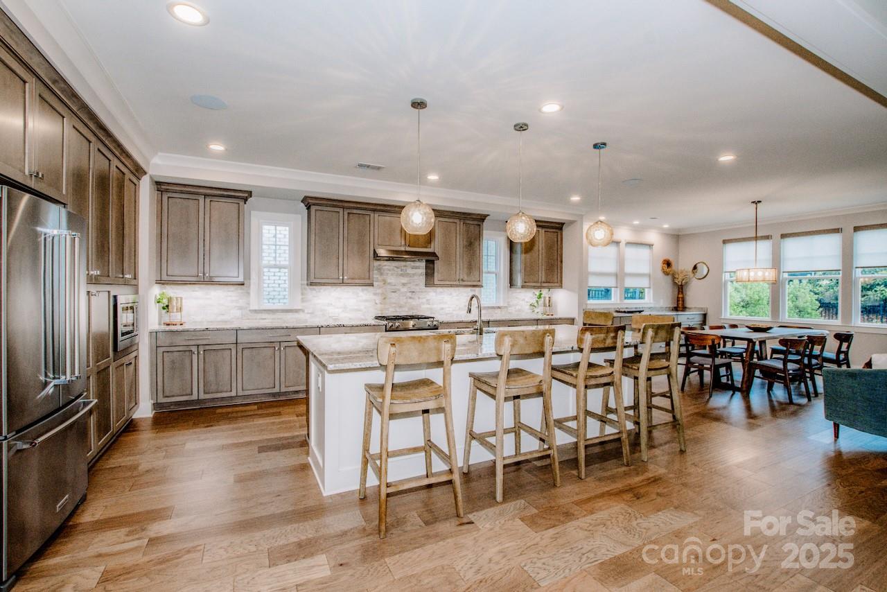 13708 Huntson Park Lane