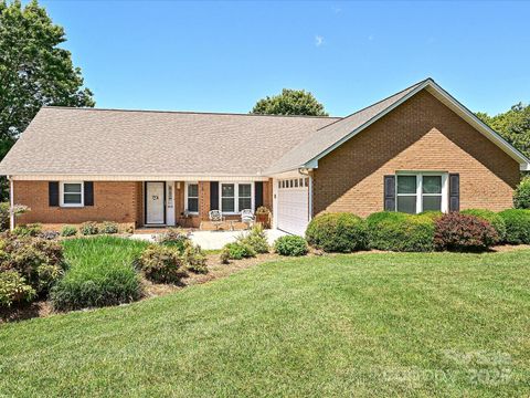 202 Cameron Drive Kings Mountain NC 28086