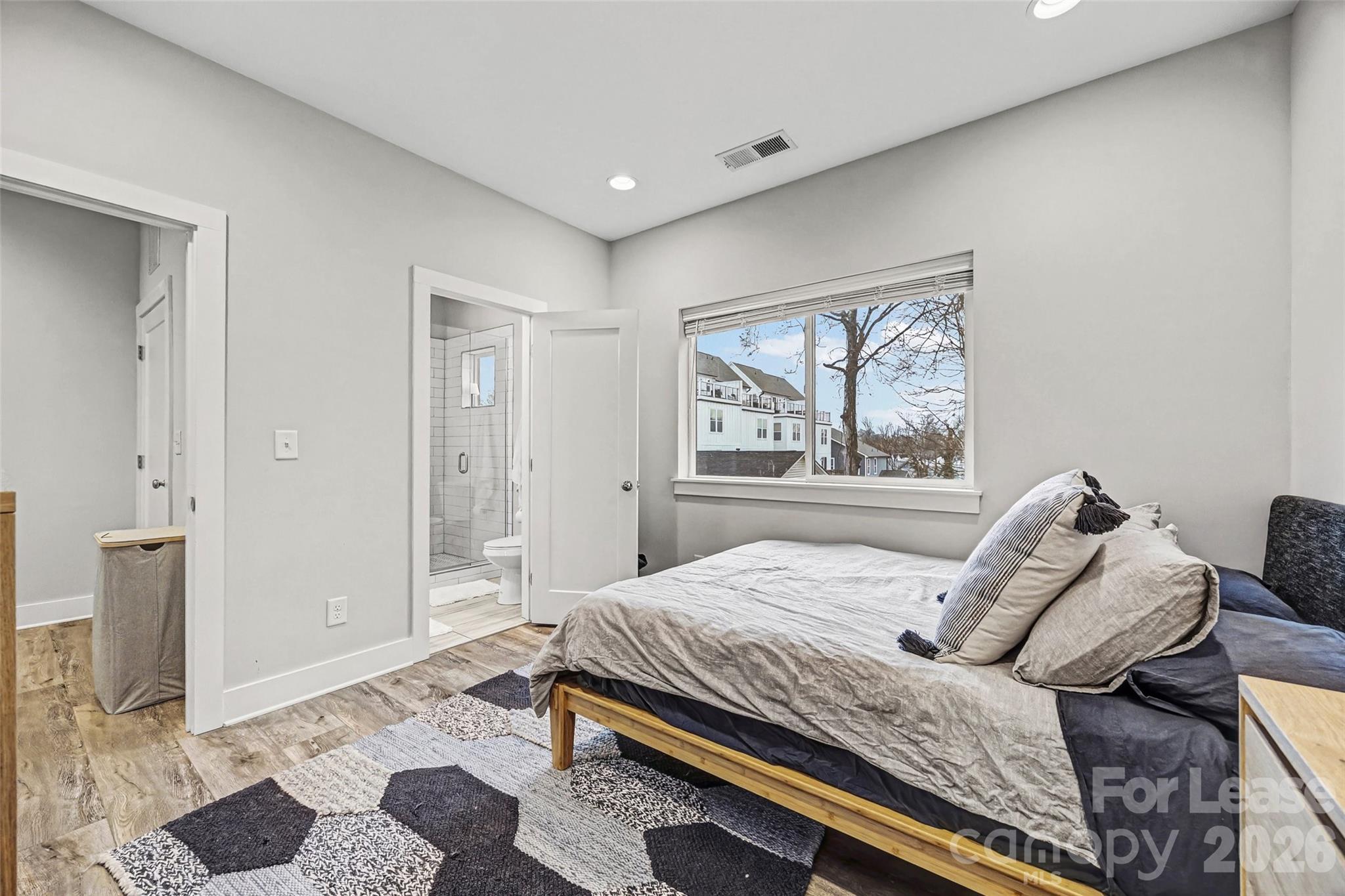 East End - Residential Lease