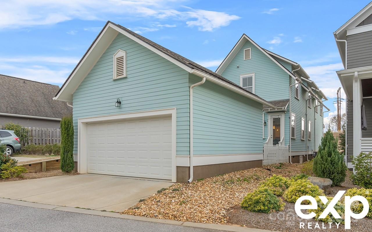 Riverwalk - Residential