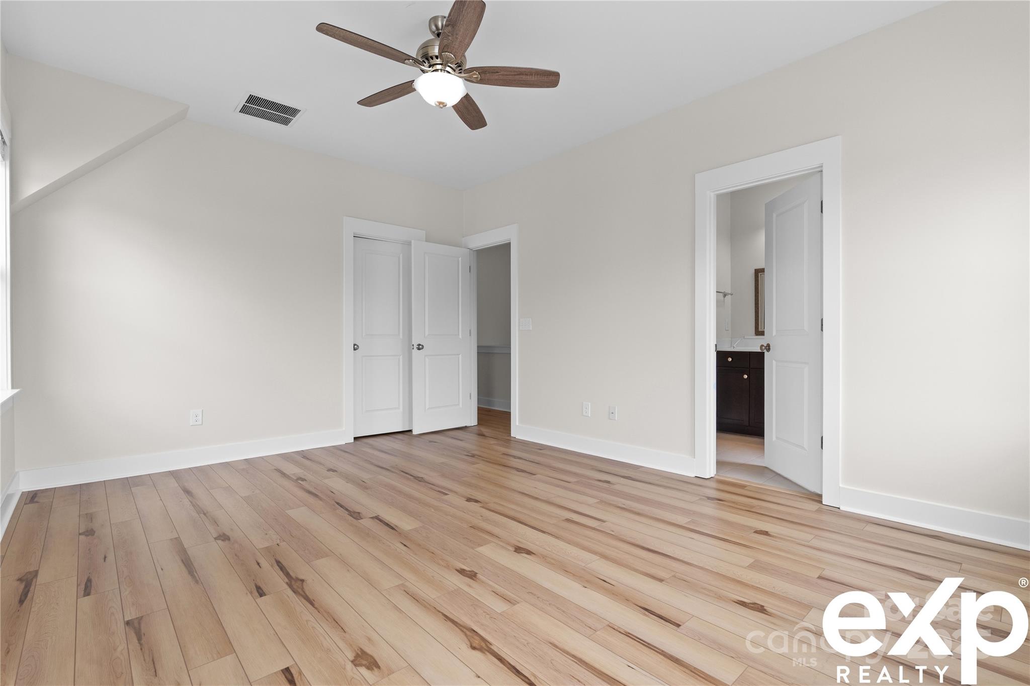 Riverwalk - Residential