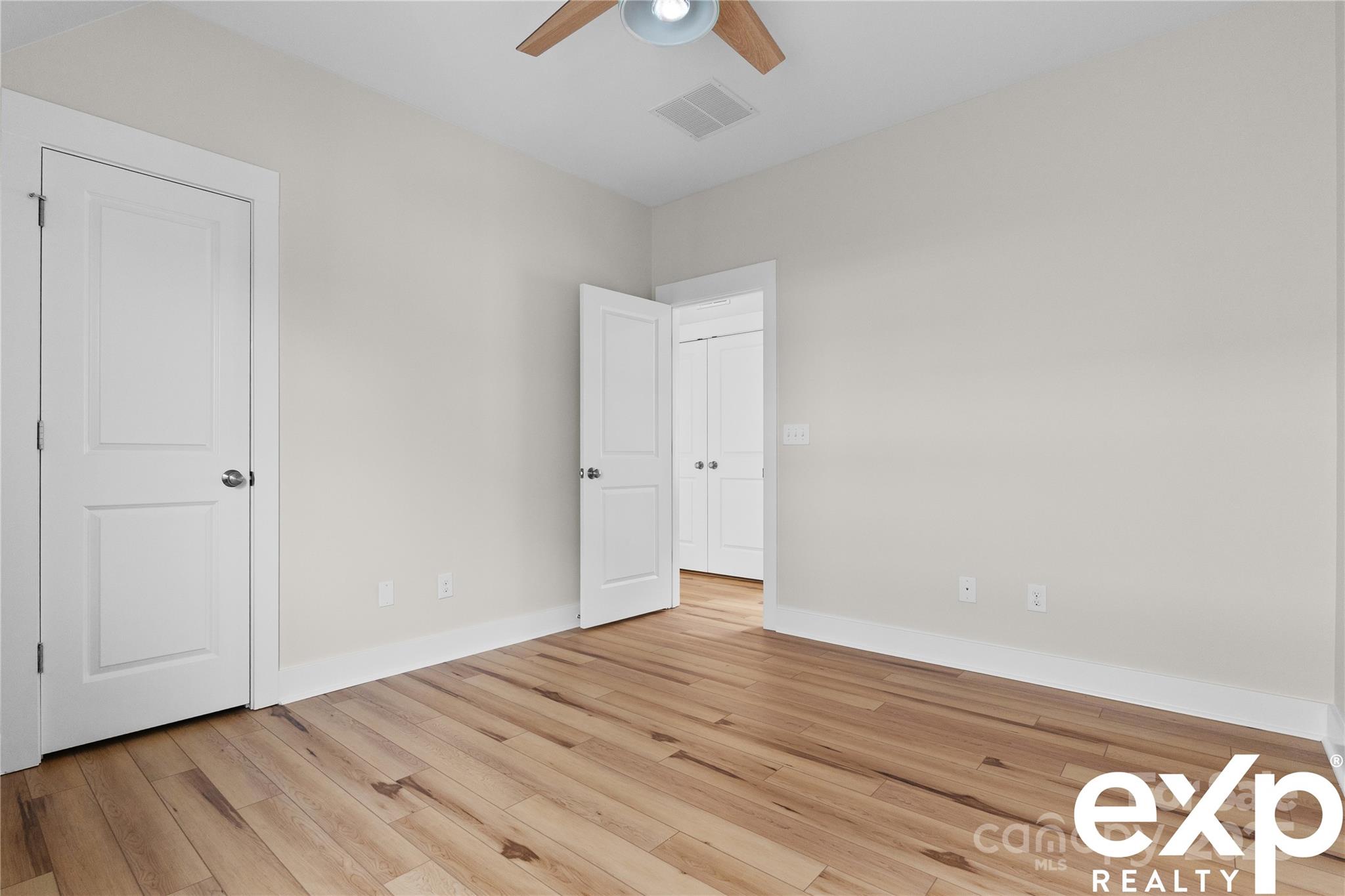 Riverwalk - Residential