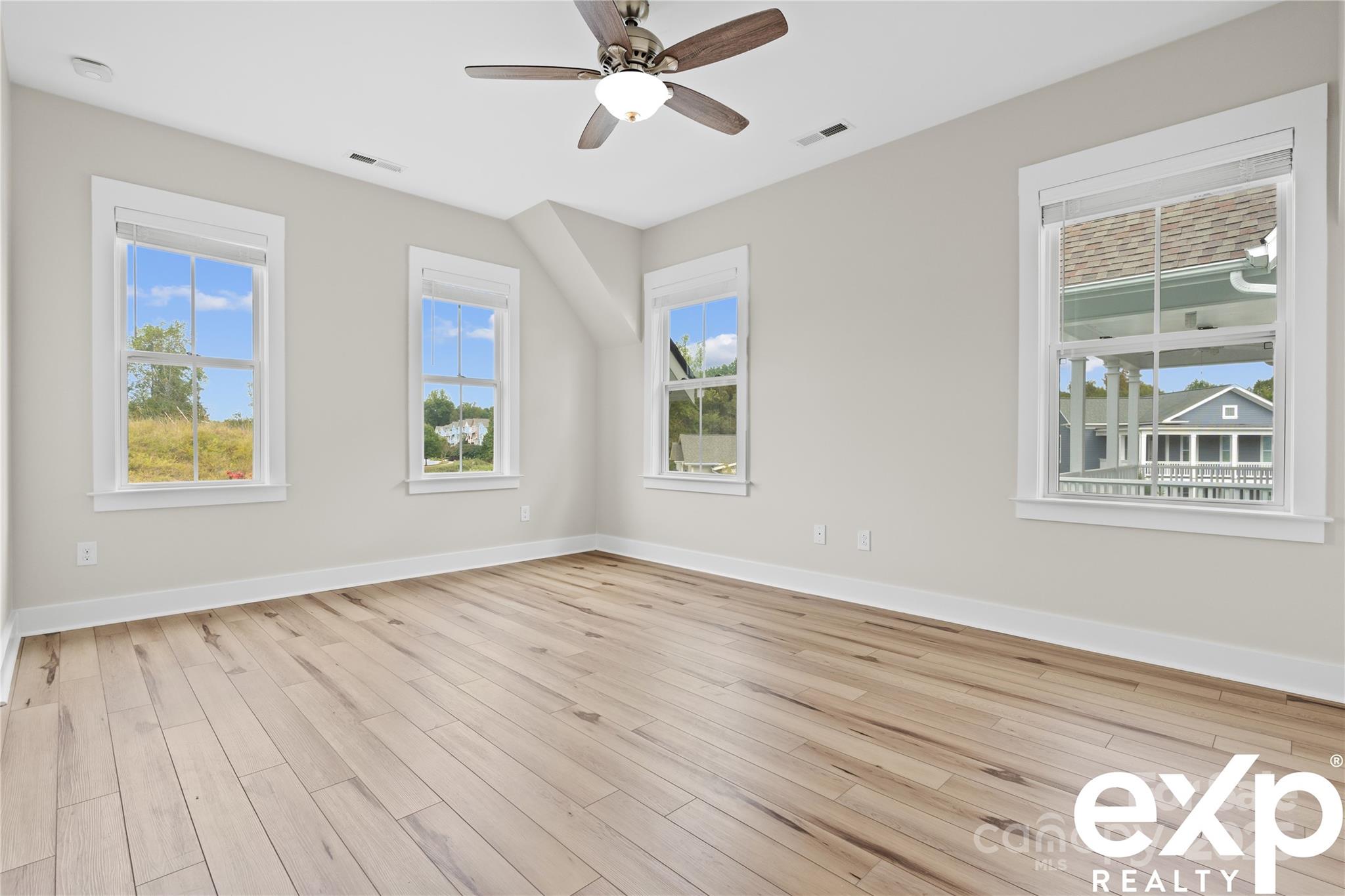 Riverwalk - Residential