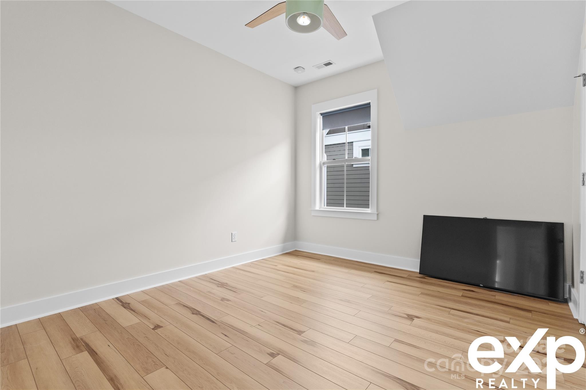 Riverwalk - Residential