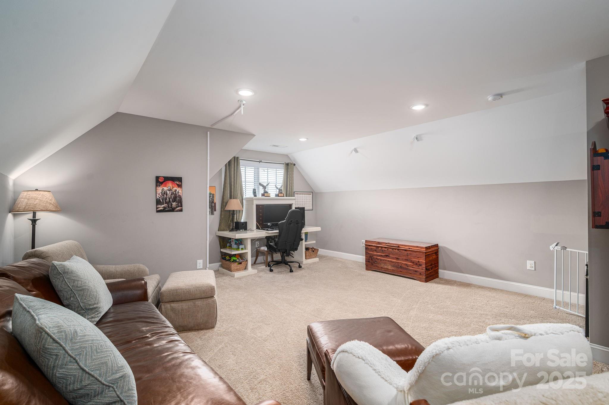 Waterstone - Residential