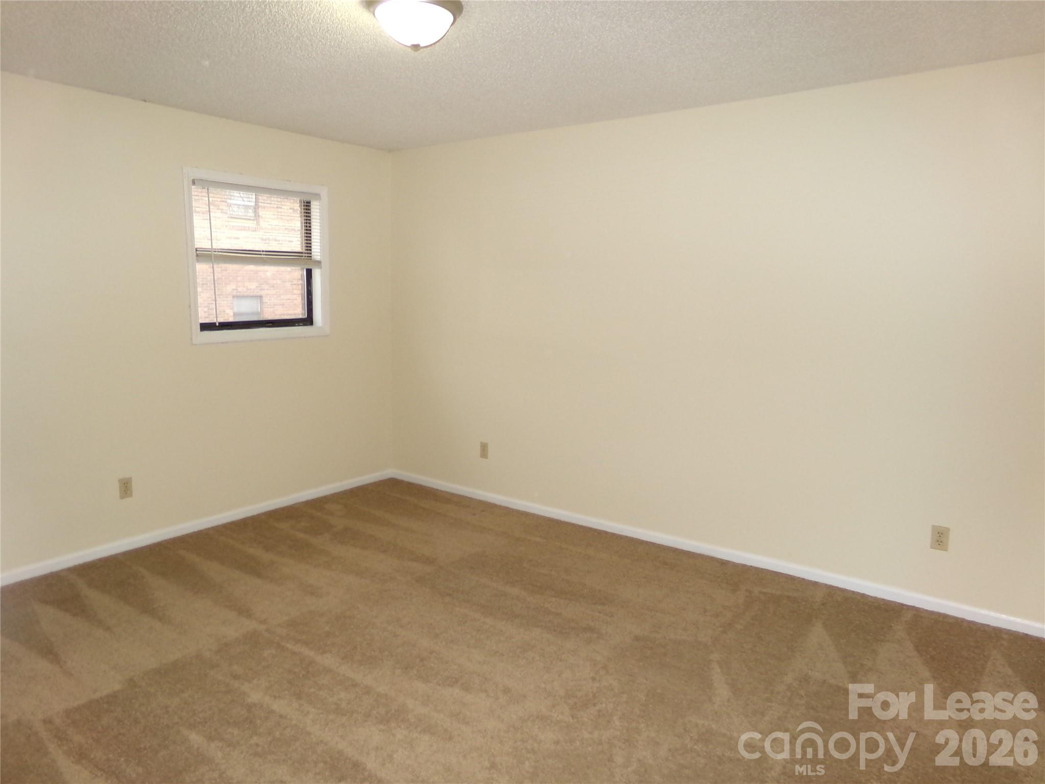 100 Fairway Street 37