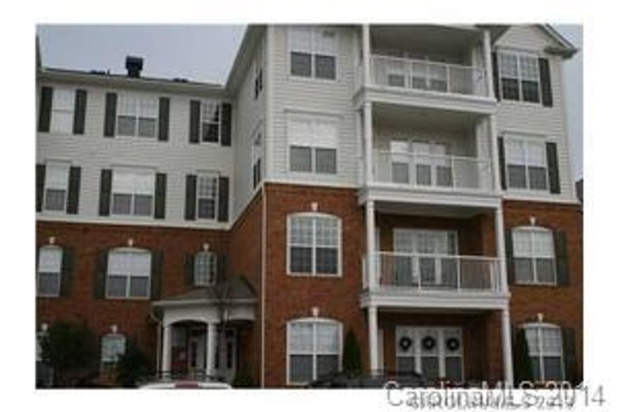 Easy living in this fantastic 2nd floor end unit condo in prestigious Ballantyne Village. freshly paint condo. Lovely open living spaces,inviting kitchen w/granite & plenty of storage. Electric fireplace in living room. Large carpeted bedrooms with huge closets. Master suite features garden tub w/separate shower. Balcony off of living room has lovely view of private green spaces. Gated community & secured access building.