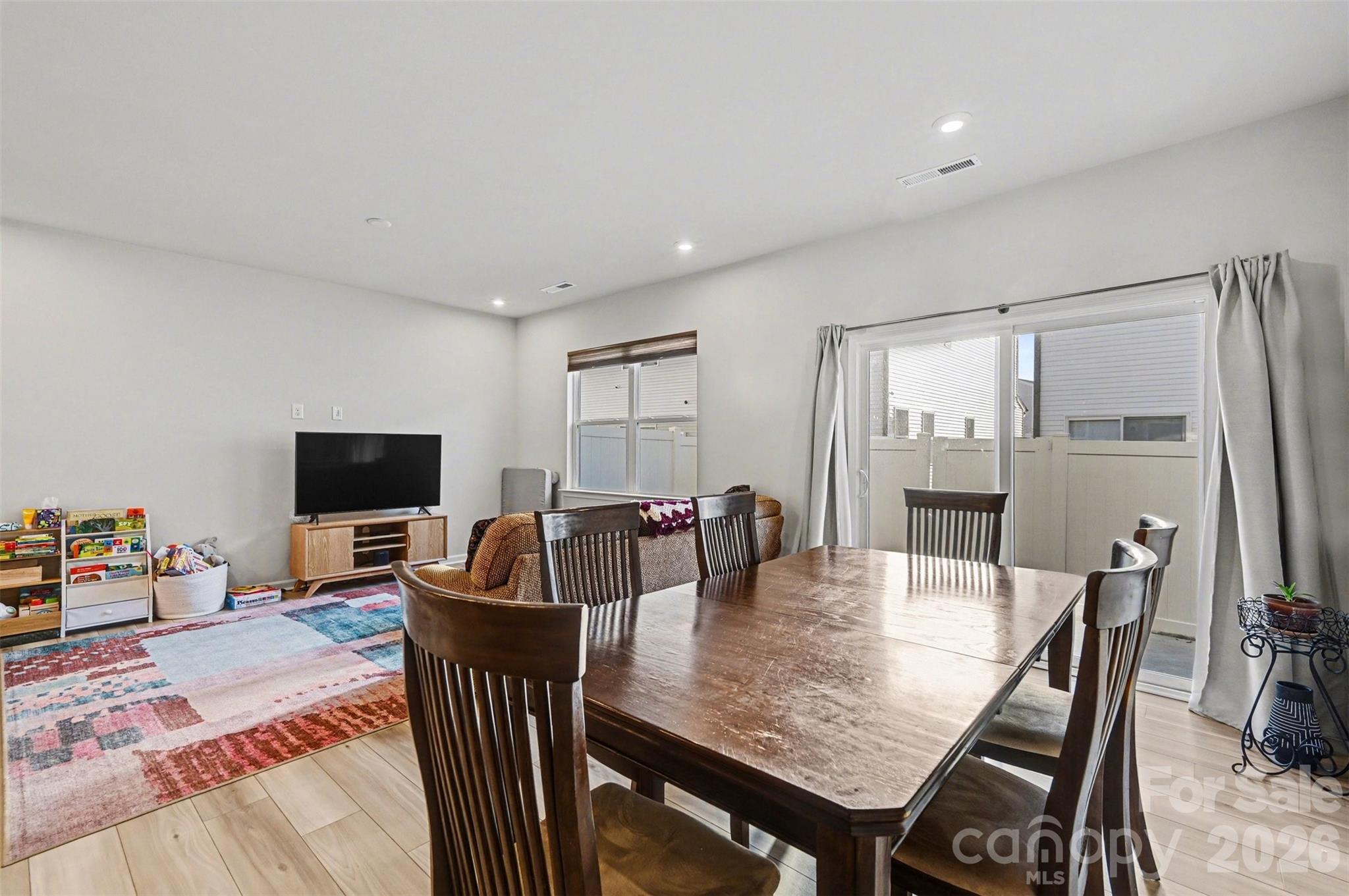 Fifteen 15 Cannon - Residential