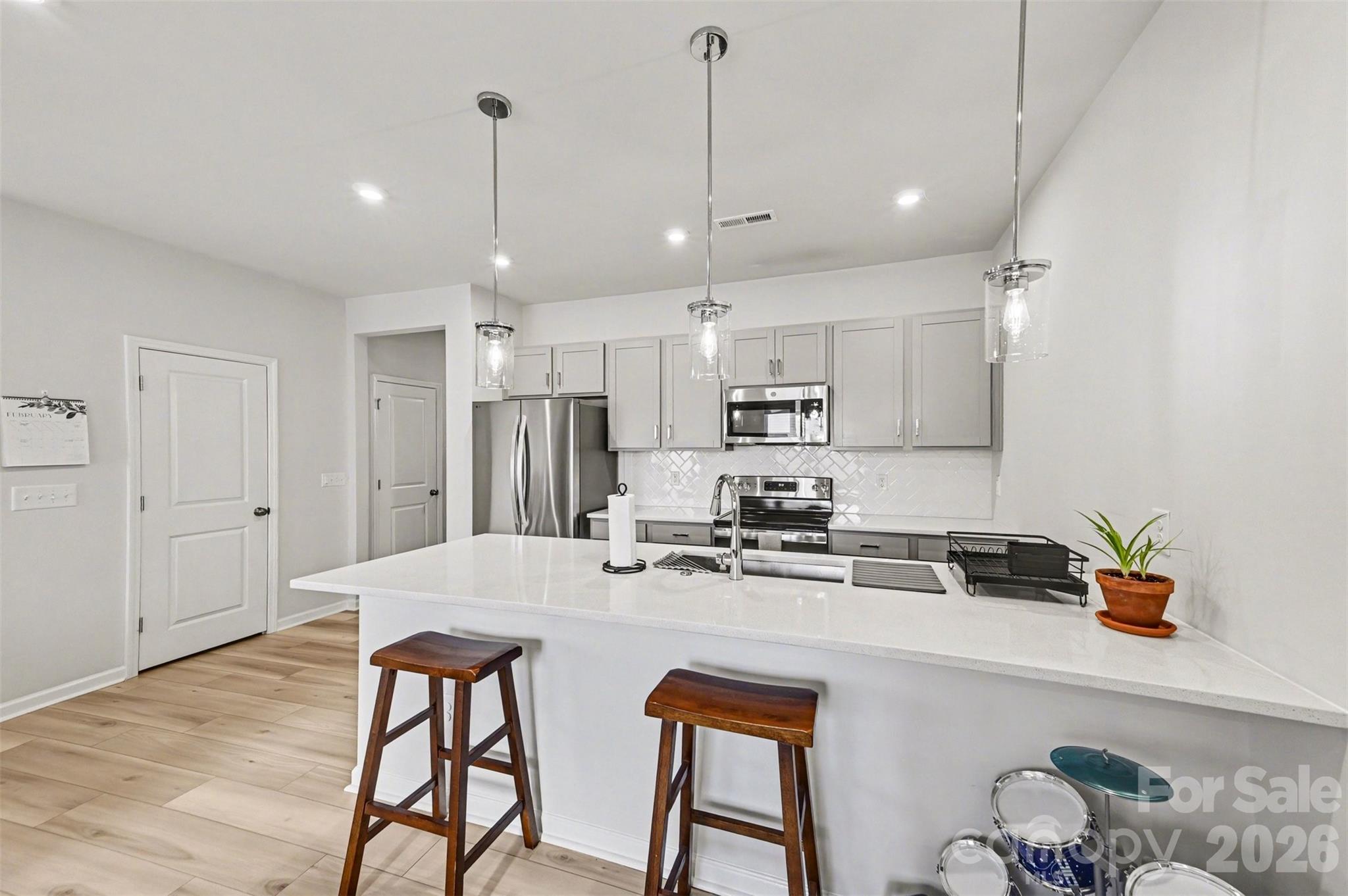 Fifteen 15 Cannon - Residential