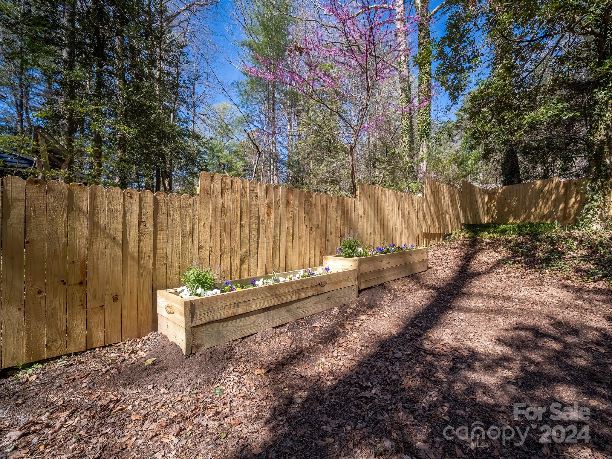 Lake Sega - Residential