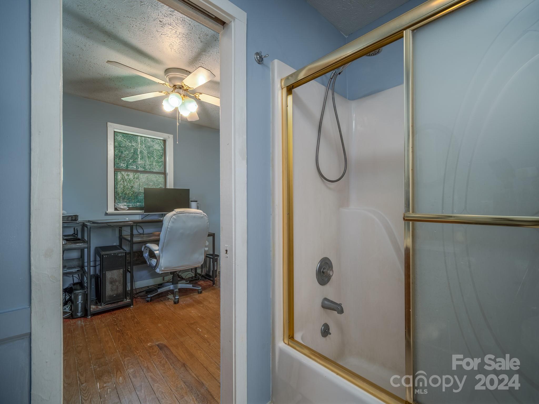 Lake Sega - Residential