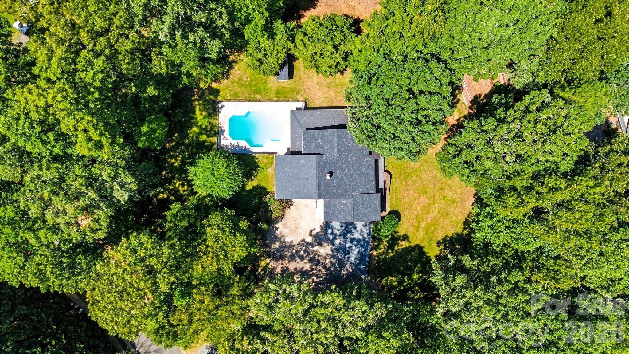 5225 Mayhew Country Drive
